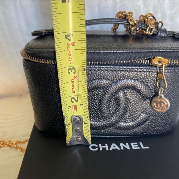 CHANEL VINTAGE Black Caviar Timeless Vanity Handbag - Picture 6 of 8